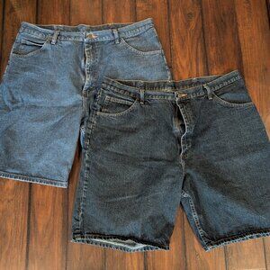 (2) Pair Wrangler Jean Shorts Mens 40 Relaxed Fit Denim Premium Stretch
